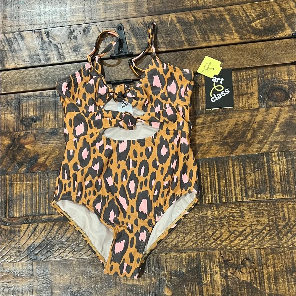 Art Class Wild Patterned Swimsuit